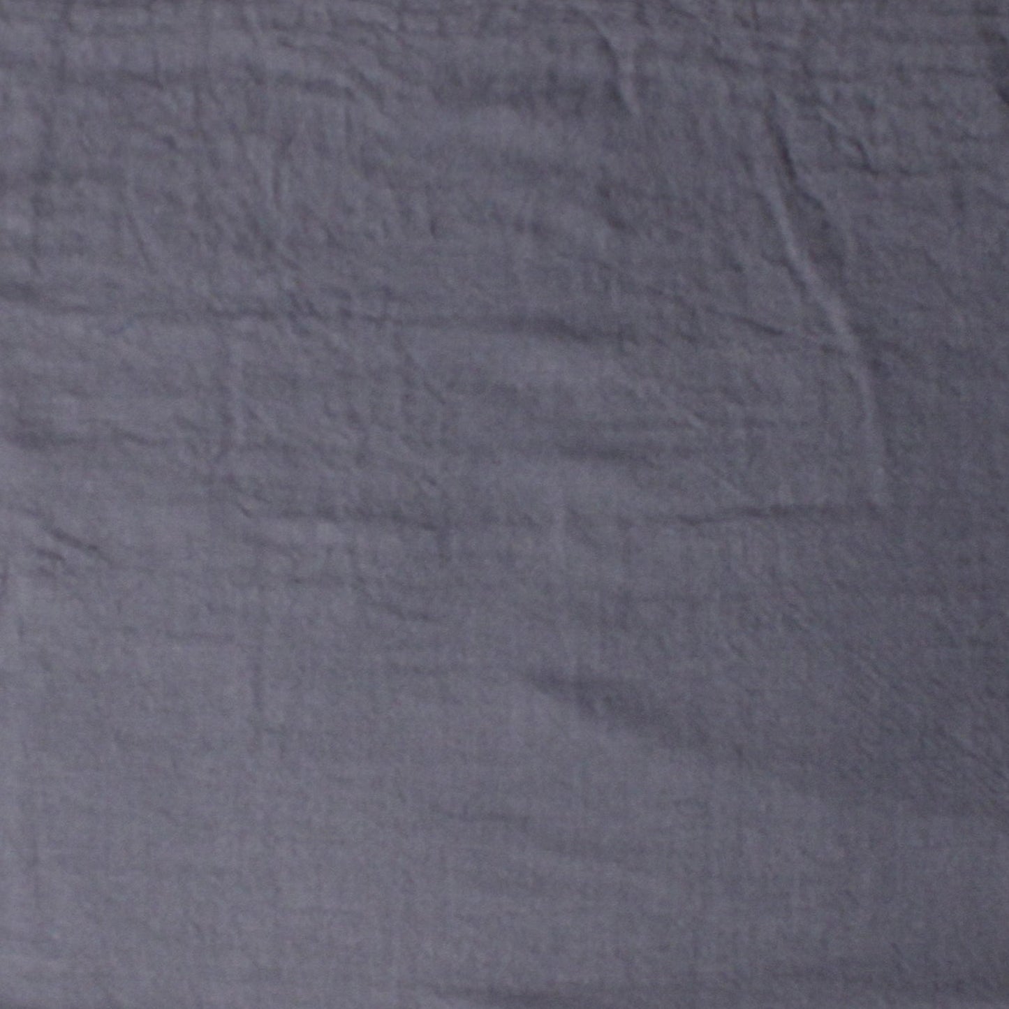 Lightweight cashmere scarf in dark gray, 95x195 cm, 70g detail 2